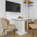 Sea Breeze Апартаменты Драмаль